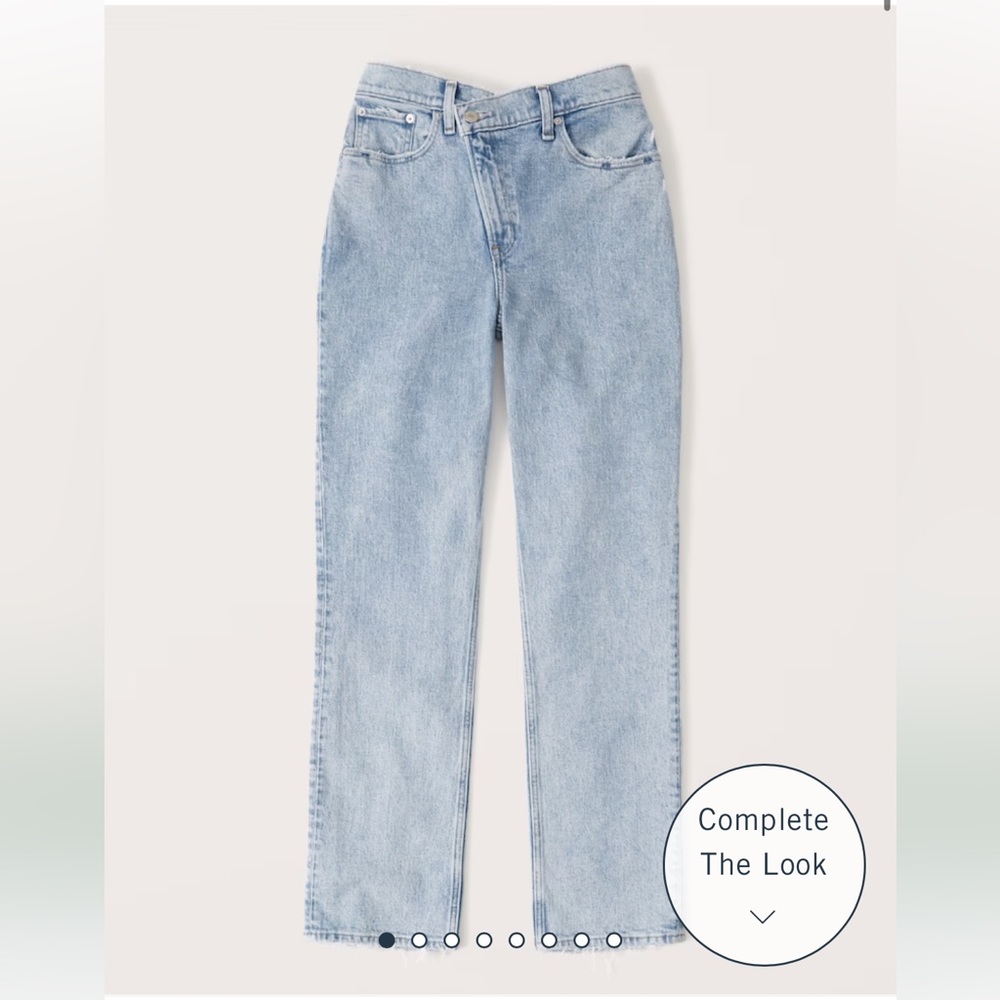 A&F Curve Love 90s Ultra High Rise Straight Jean Light Criss-Cross Waist Size 31